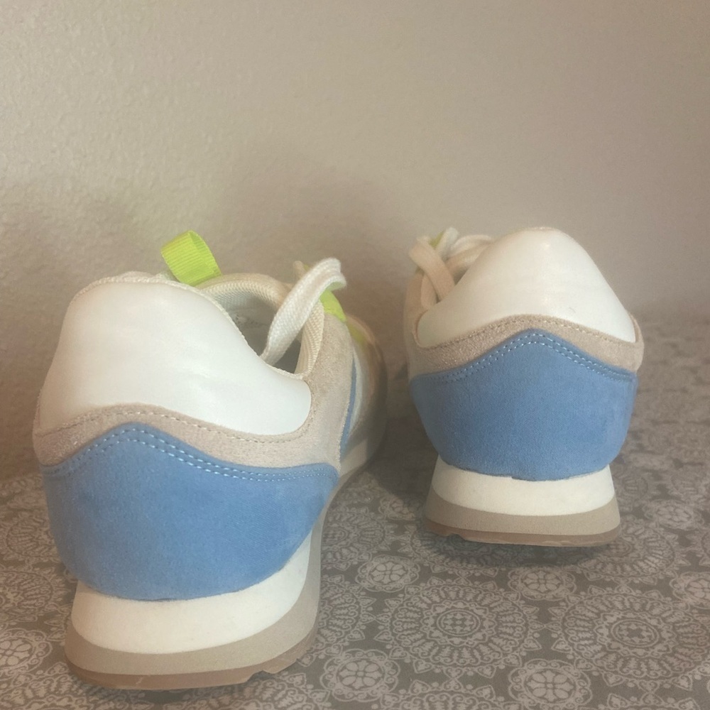 JustFab~Kentucky Blue Multi~Faux Suede~Athletic Sneaker~Lace-Up Style~Size 10 - Picture 8 of 14